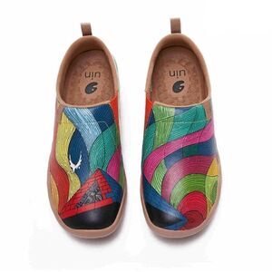 UIN Women's Walking Shoes Slip On Microfiber Casual Loafers Sneaker (Pyramid)